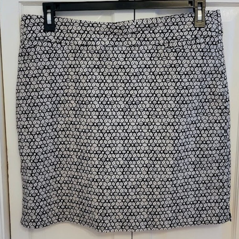 Kim Rogers Black/White Skort, Size 14